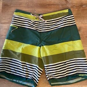 Patagonia Wavefarer BoardShorts - Size 34